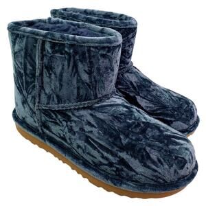 UGG Classic Mini II Youth Size 5 Blue Velvet Boots